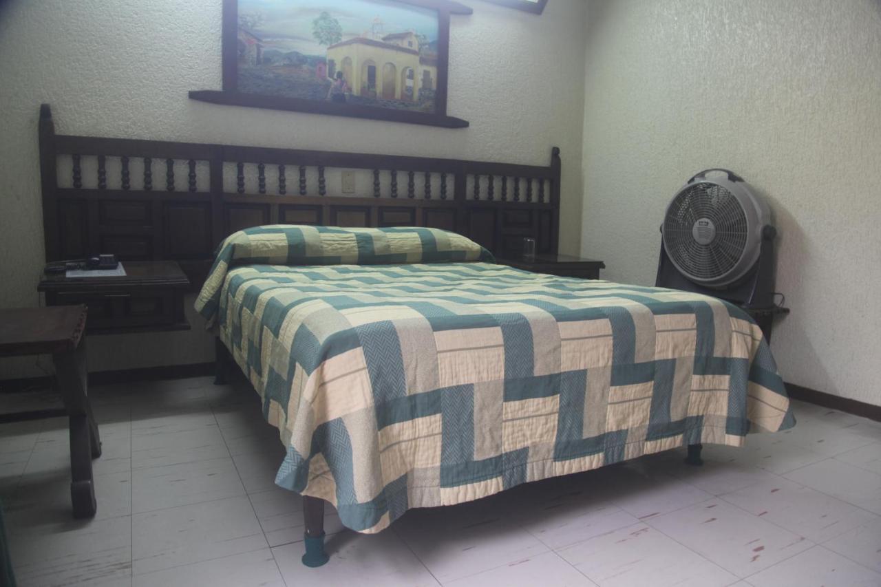 Córdoba Hotel Iberia חדר תמונה